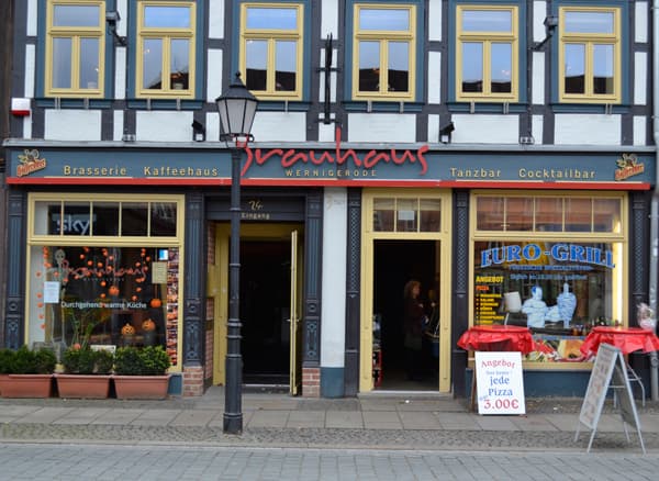 Fassade des Brauhauses in der Breiten Straße